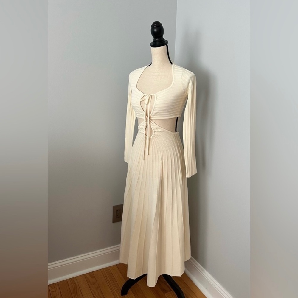 CULT GAIA FERGIE CUT-OUT MIDI DRESS - Picture 6 of 8